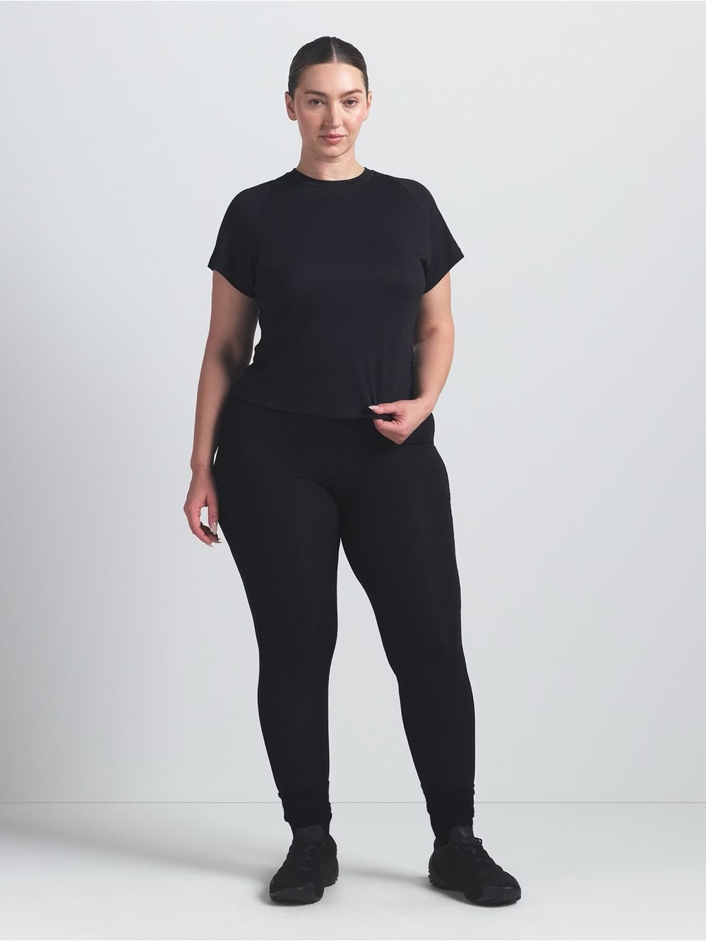 NikeSKIMS Airy Baby Tee 4X Obsidian NWT Sold Out Crew Neck Fitted Top